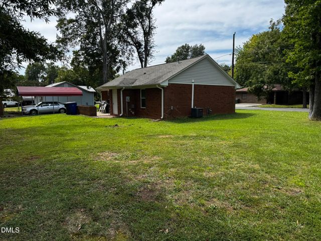 304 Field Street, Graham, NC 27253