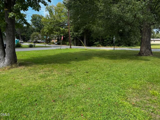 304 Field Street, Graham, NC 27253