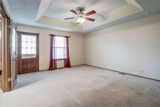 2817 Greenfield Drive, Edmond, OK 73012
