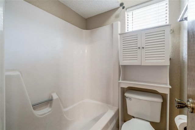 2817 Greenfield Drive, Edmond, OK 73012