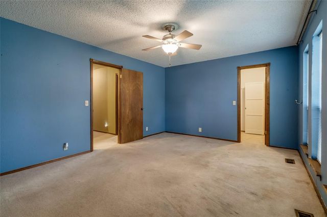 2817 Greenfield Drive, Edmond, OK 73012