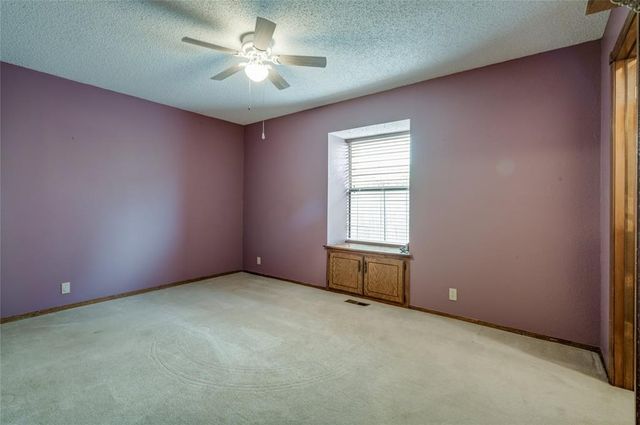 2817 Greenfield Drive, Edmond, OK 73012