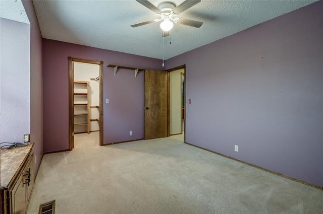 2817 Greenfield Drive, Edmond, OK 73012