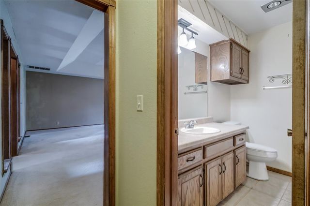 2817 Greenfield Drive, Edmond, OK 73012