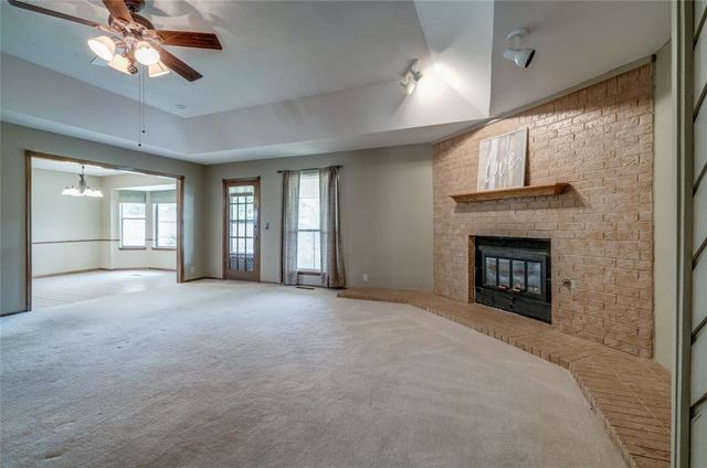 2817 Greenfield Drive, Edmond, OK 73012