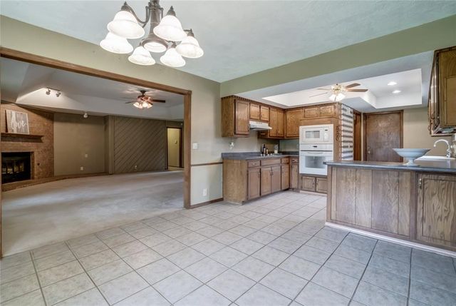 2817 Greenfield Drive, Edmond, OK 73012