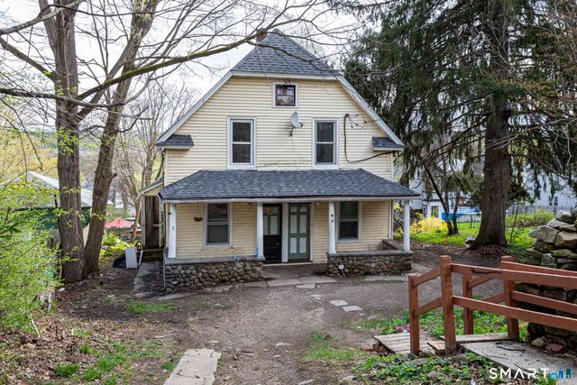 17 Hawthorne Terrace, Torrington, CT 06790
