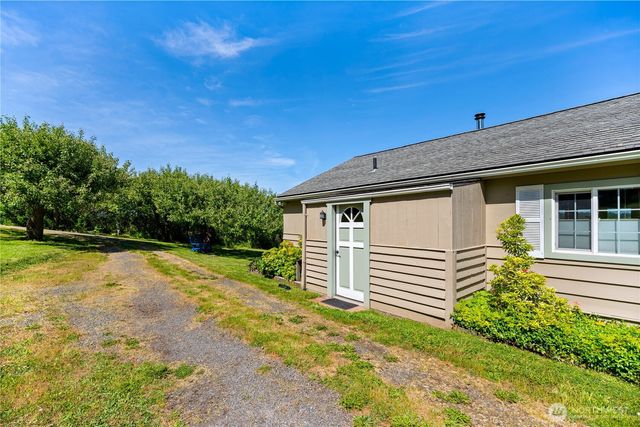50 Ranchos Road, Friday Harbor, WA 98250