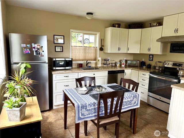 50 Ranchos Road, Friday Harbor, WA 98250