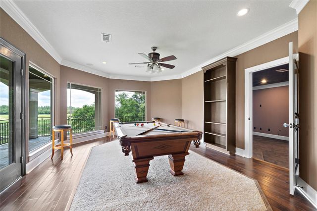 19182 Grandview Point, Montgomery, TX 77356