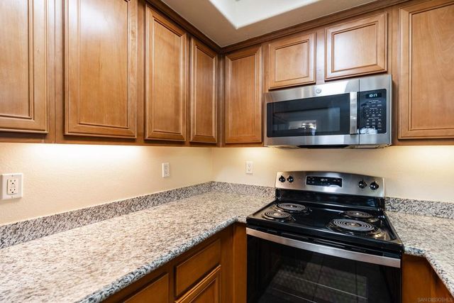 4212 48th 2, San Diego, CA 92115