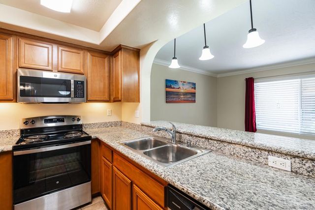 4212 48th 2, San Diego, CA 92115