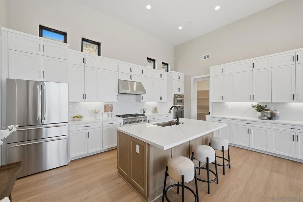 Image 12 of property listing at 3916 Citrus, Fallbrook, CA 92028