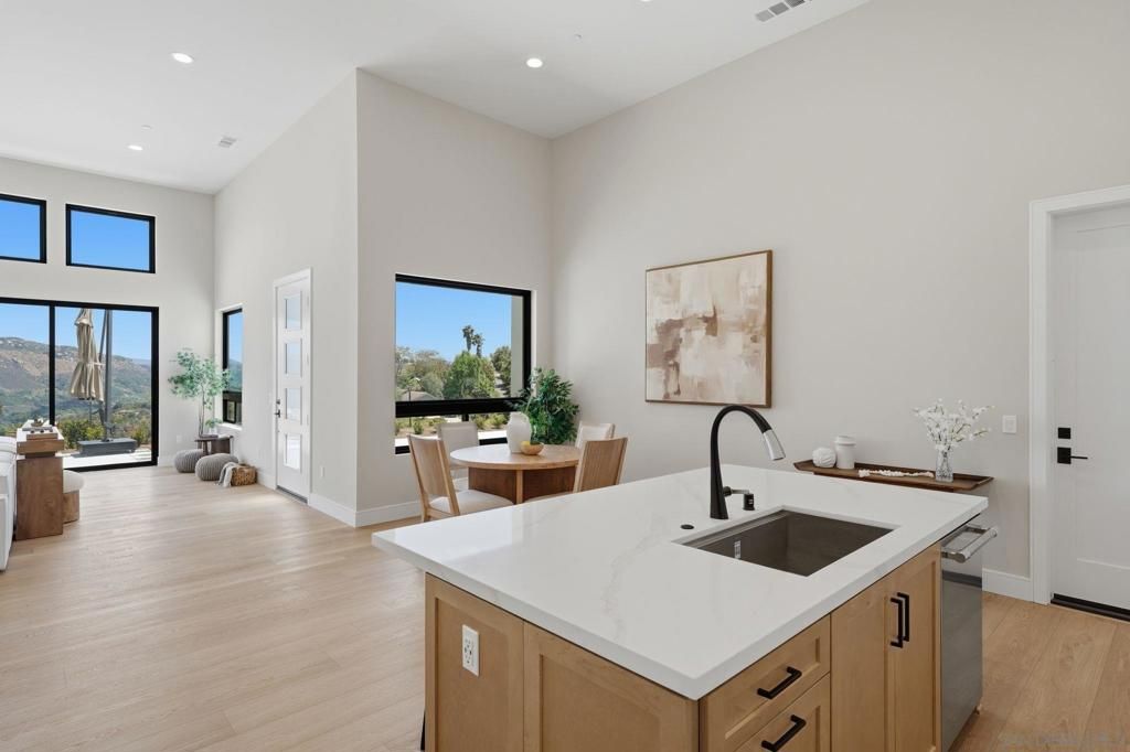 Image 18 of property listing at 3916 Citrus, Fallbrook, CA 92028