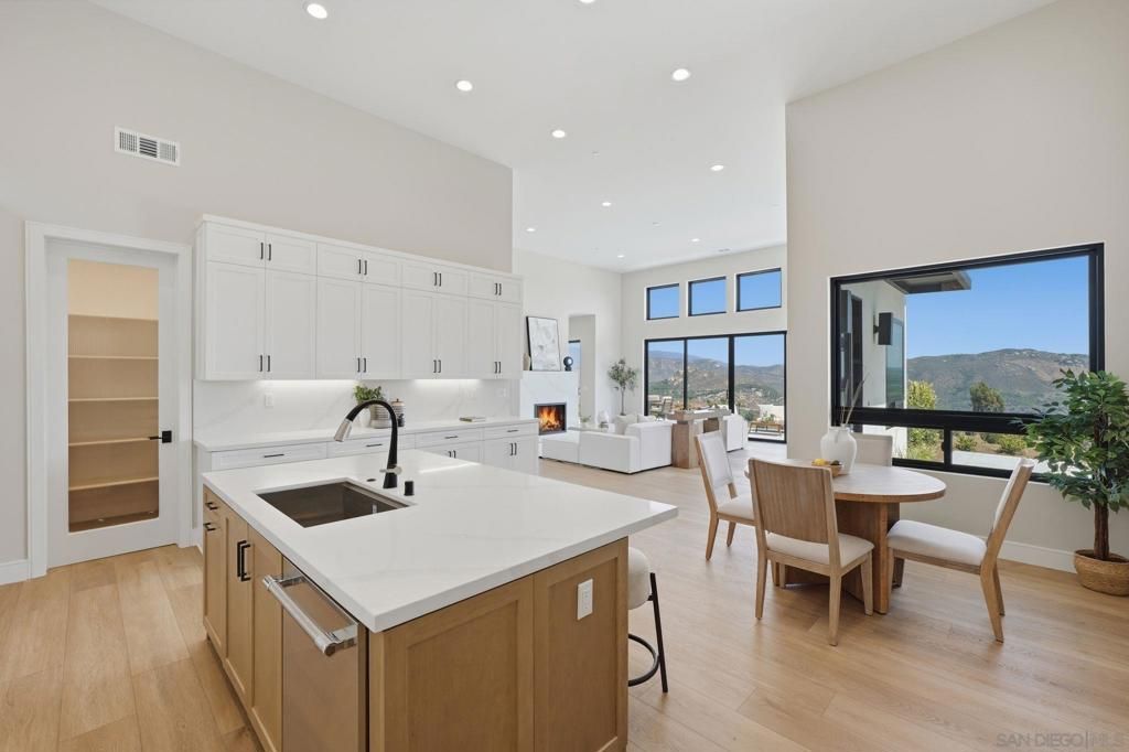 Image 19 of property listing at 3916 Citrus, Fallbrook, CA 92028