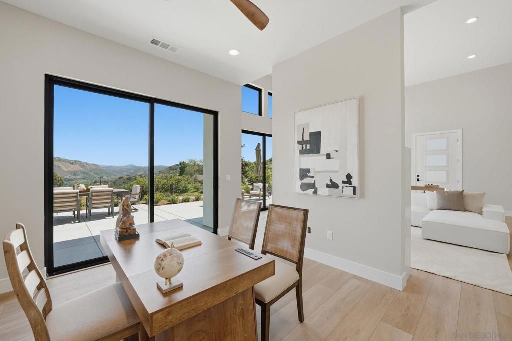 Image 22 of property listing at 3916 Citrus, Fallbrook, CA 92028