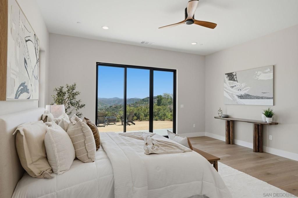 Image 26 of property listing at 3916 Citrus, Fallbrook, CA 92028