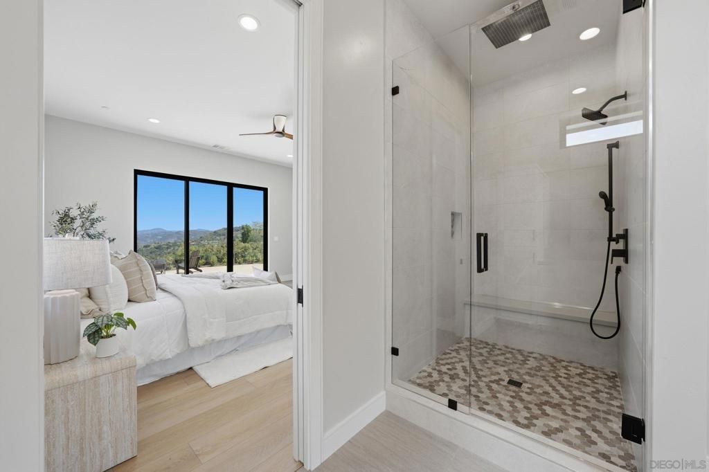 Image 31 of property listing at 3916 Citrus, Fallbrook, CA 92028