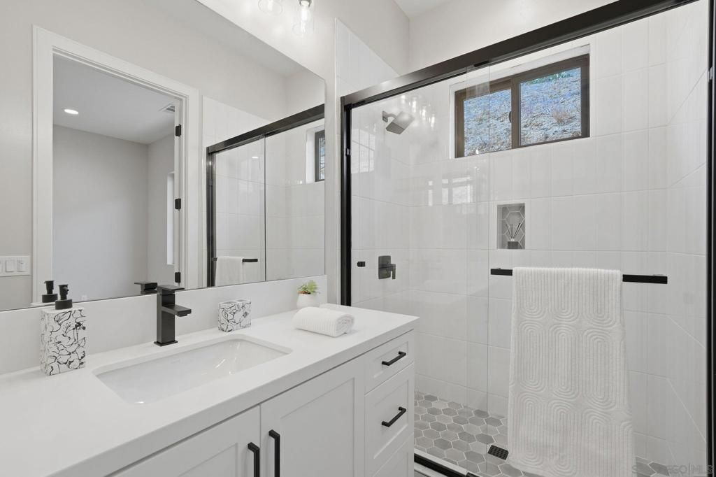 Image 35 of property listing at 3916 Citrus, Fallbrook, CA 92028