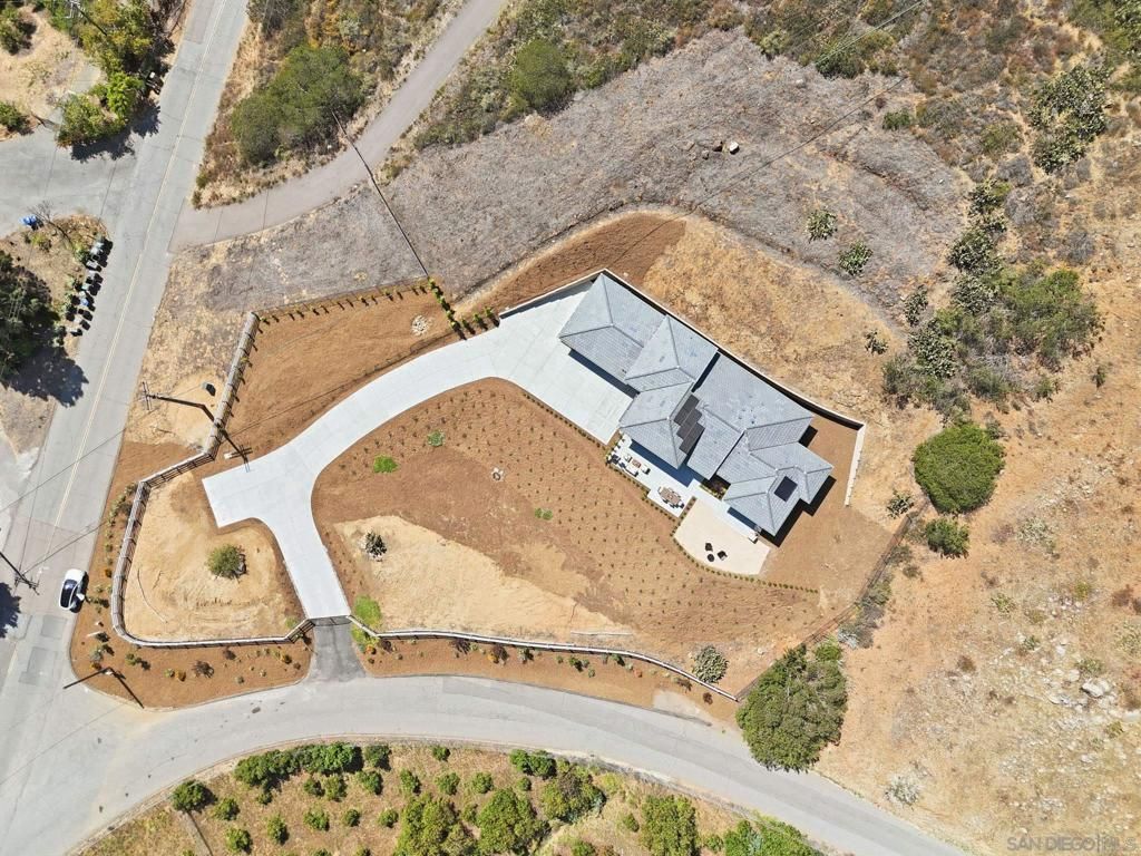 Image 48 of property listing at 3916 Citrus, Fallbrook, CA 92028