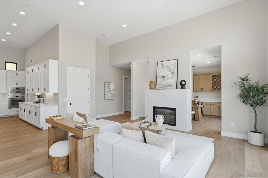 Image 9 of property listing at 3916 Citrus, Fallbrook, CA 92028