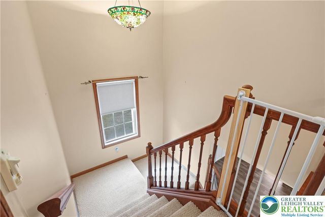 181 Lower Cherry Valley Road, Hamilton Twp, PA 18353