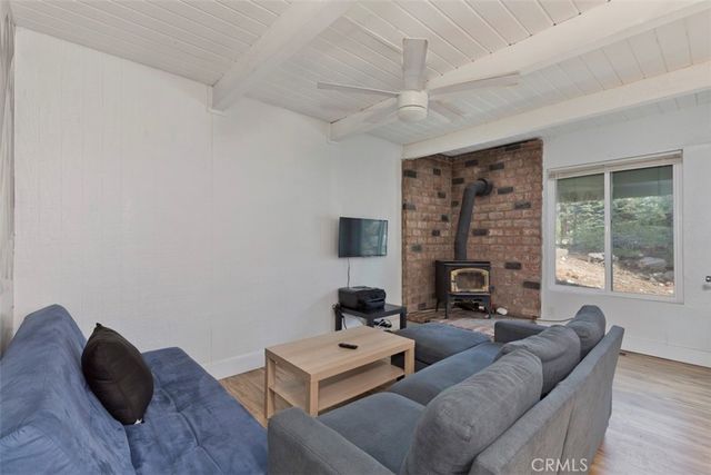 66 Jahan Drive, Mammoth Lakes, CA 93546