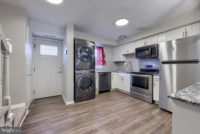 1754 DEVERS RD, York, PA 17404