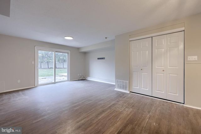 1754 DEVERS RD, York, PA 17404