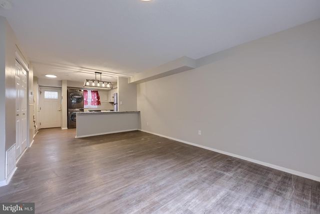 1754 DEVERS RD, York, PA 17404