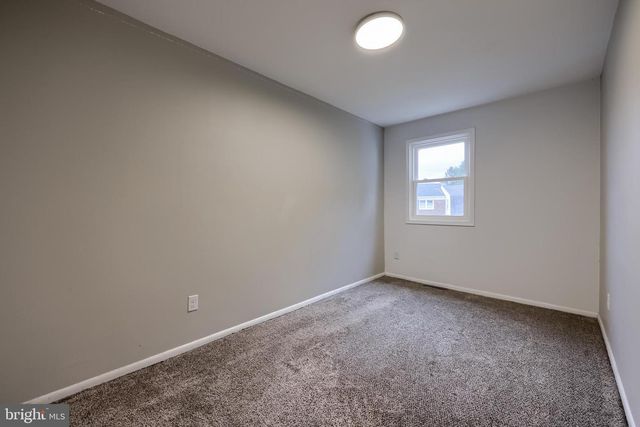 1754 DEVERS RD, York, PA 17404