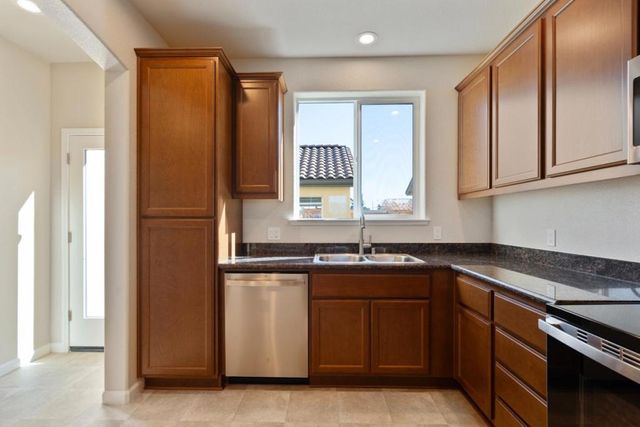 755 Aurora Way, King City, CA 93930