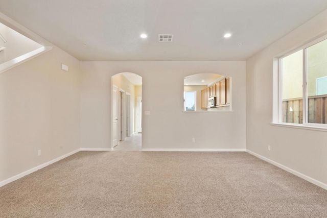 755 Aurora Way, King City, CA 93930