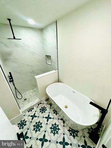 1647 E MAYLAND ST, Philadelphia, PA 19138