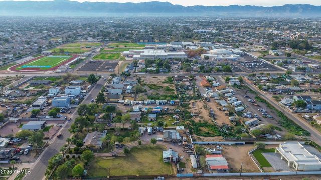 832 E ROESER Road -, Phoenix, AZ 85040