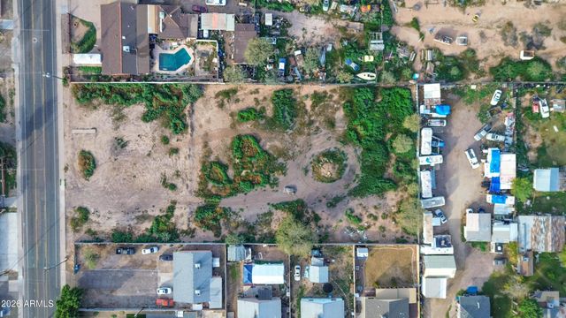 832 E ROESER Road -, Phoenix, AZ 85040