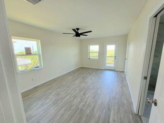 14142 Miramar Drive, Galveston, TX 77554