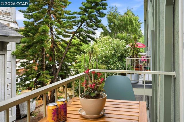 2115 Central 5, Alameda, CA 94501