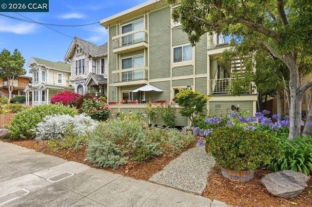 2115 Central 5, Alameda, CA 94501