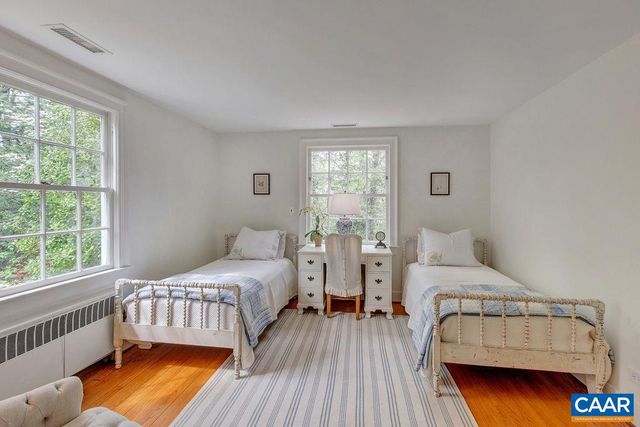 1426 DAIRY RD, Charlottesville, VA 22903