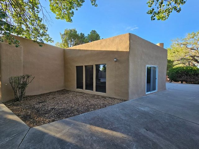 625 CAMINO DE CORRALES DEL NORTE, Corrales, NM 87048