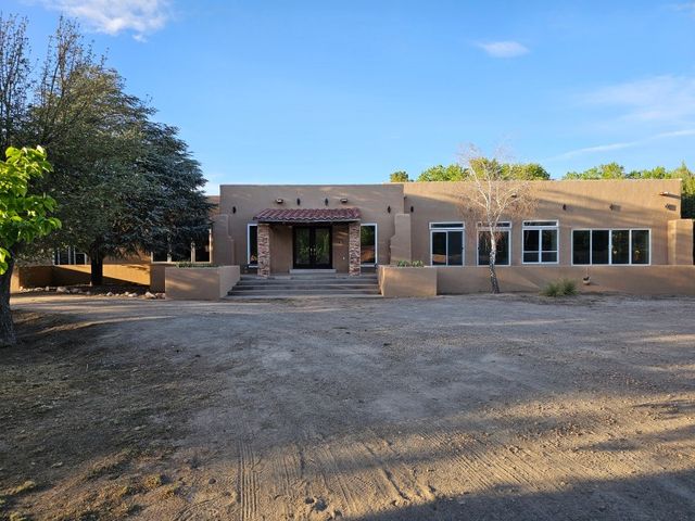 625 CAMINO DE CORRALES DEL NORTE, Corrales, NM 87048