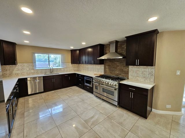 625 CAMINO DE CORRALES DEL NORTE, Corrales, NM 87048