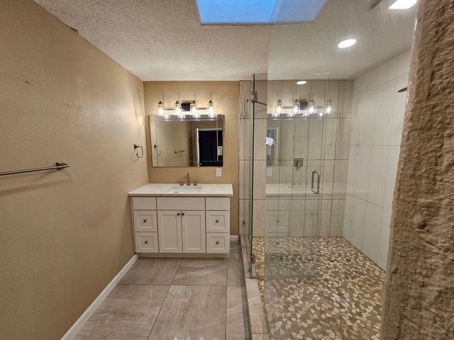 625 CAMINO DE CORRALES DEL NORTE, Corrales, NM 87048
