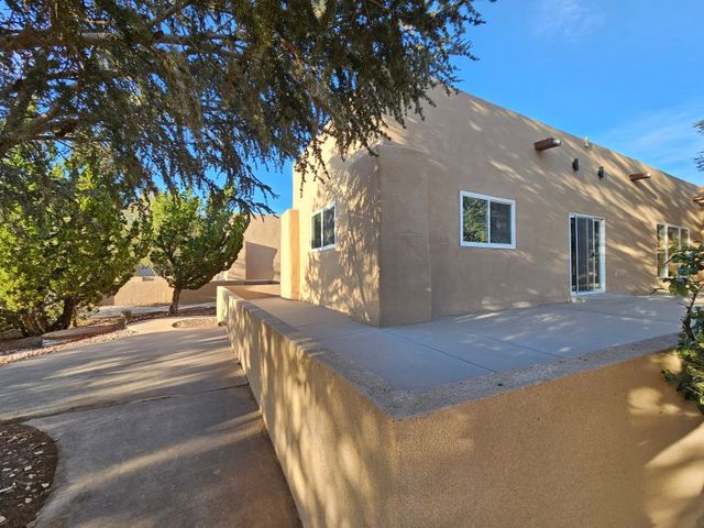 625 CAMINO DE CORRALES DEL NORTE, Corrales, NM 87048