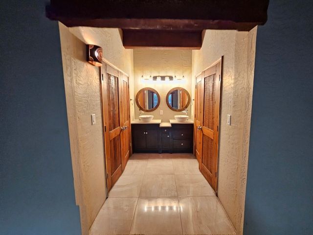 625 CAMINO DE CORRALES DEL NORTE, Corrales, NM 87048