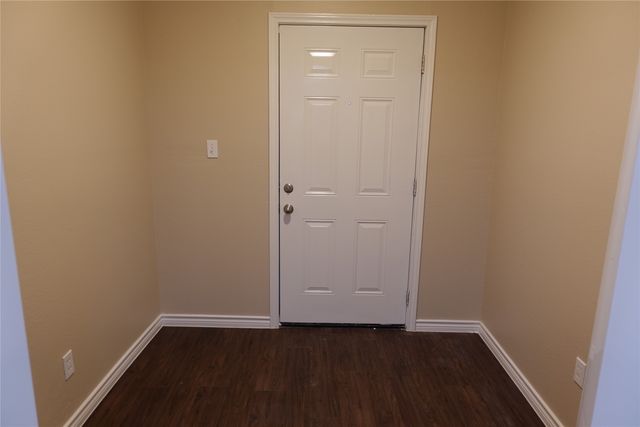 907 Hall Street, Mckinney, TX 75069