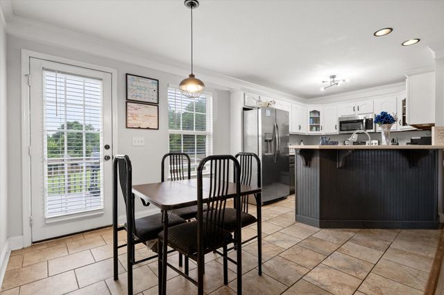 9739 Falcon Crest Drive, Ooltewah, TN 37363