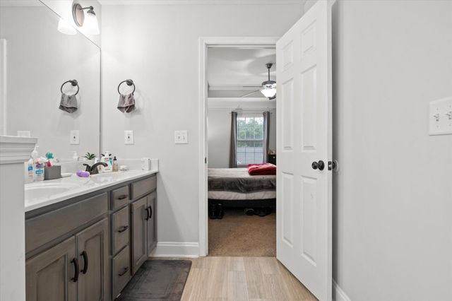 9739 Falcon Crest Drive, Ooltewah, TN 37363