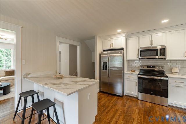 10411 Duryea Dr, Richmond, VA 23235